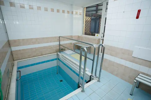 Ochlazovací bazének s obkladem