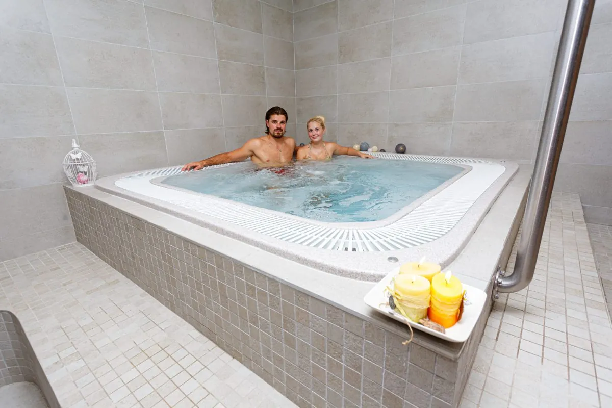 Vířivka wellness centra